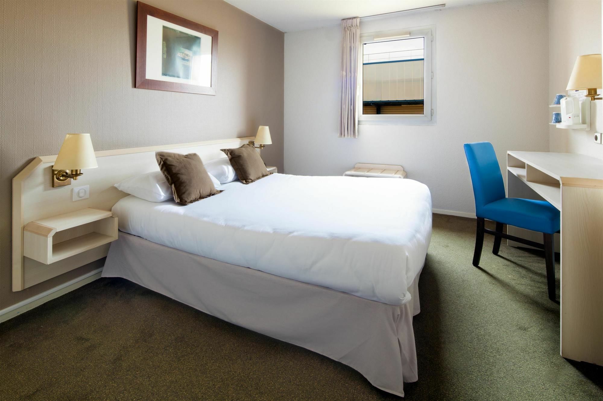 Comfort Hotel Orleans Саран Екстер'єр фото